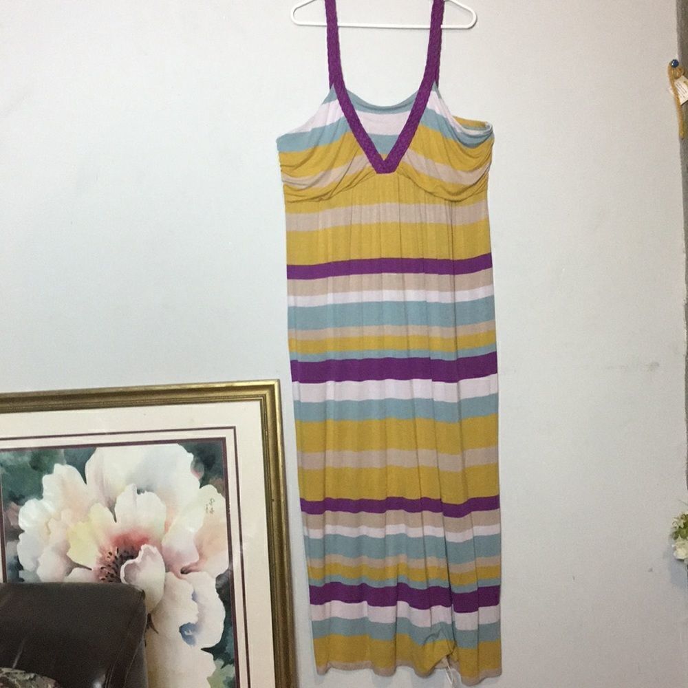 Design History Women’s Maxi Dress. 3X